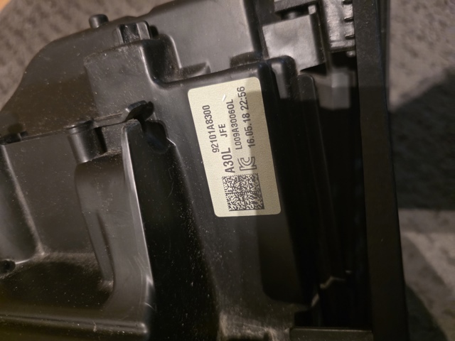 Купити 92101A8300 Hyundai/Kia Основна фара в зборі ліва