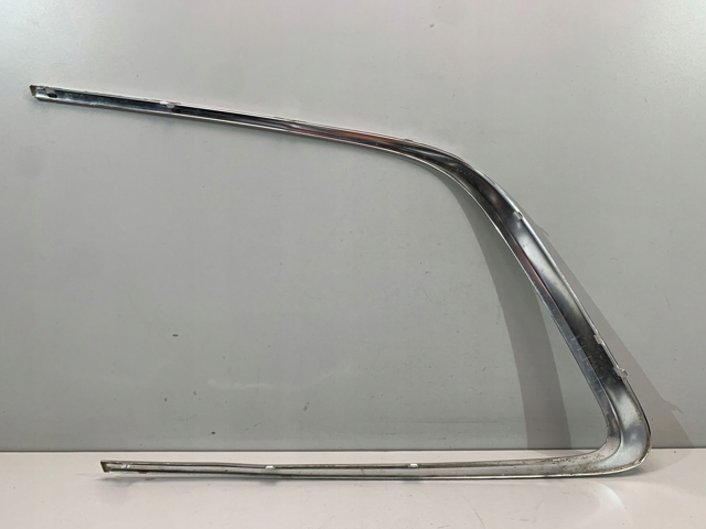 Купити 32219269 Volvo Молдинг заднього скла, правий