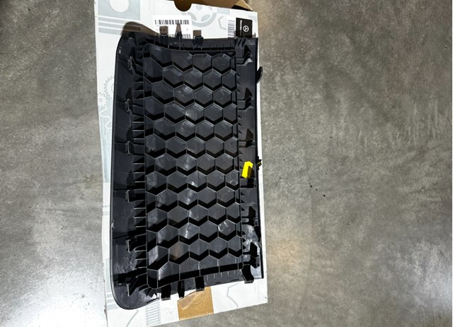 Купити A9106804100 Mercedes 