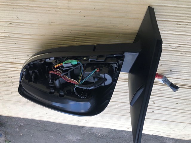 Дзеркало ліве Toyota 8794042D40