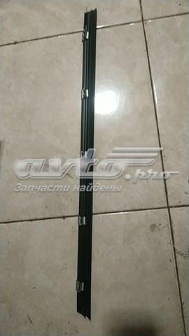  Land Rover LR092051