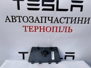  Tesla 110548700E ціна, від 22.80 USD