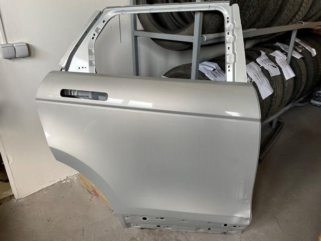 LR117203 Land Rover Двері задні в зборі