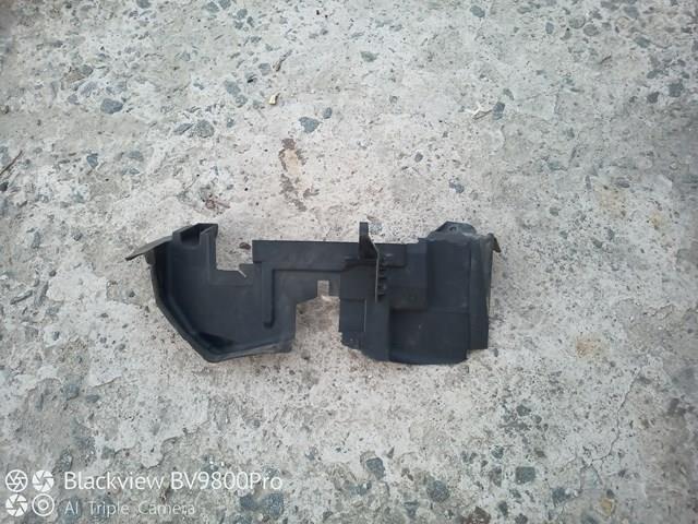 Повітропровід (дефлектор) радіатора, правий Ford 2257673 ціна, від 25.34 USD