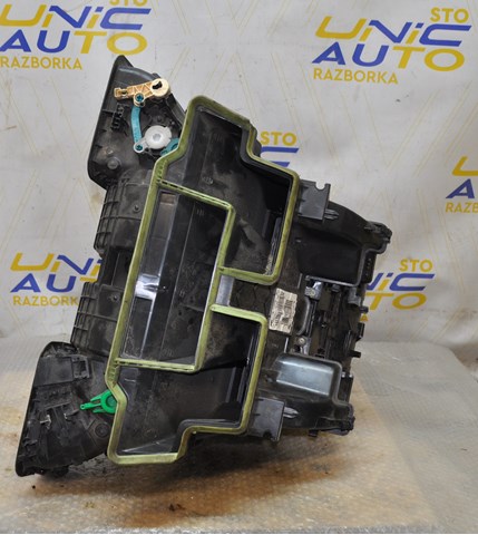Купити 272703227R Renault (RVI) 