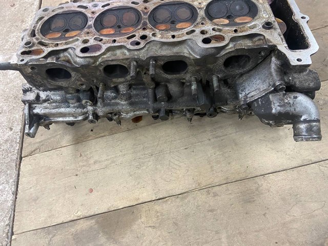 Головка циліндрів на Nissan Almera I N15