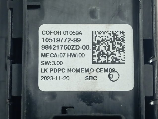 Кнопковий блок керування склопідіймачами передній лівий Peugeot/Citroen 98421760ZD ціна, від 110.05 USD