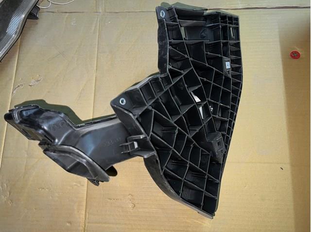 5320953080 Toyota Повітропровід (дефлектор) радіатора, лівий