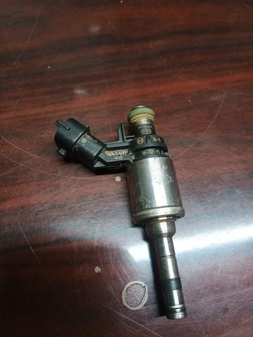 Форсунка паливна Land Rover LR105426 ціна, від 88.66 USD