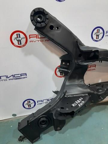 Балка задньої підвіски поперечна Nissan/Infiniti 554005AA0C ціна, від 25.14 USD