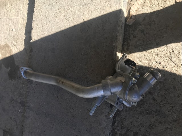 Купити Корпус термостата Mitsubishi ASX  GA