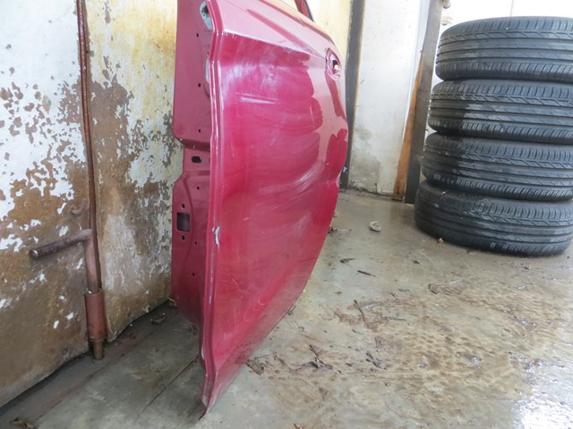 Двері задні, ліві Ford 1692503 ціна, від 97.60 USD