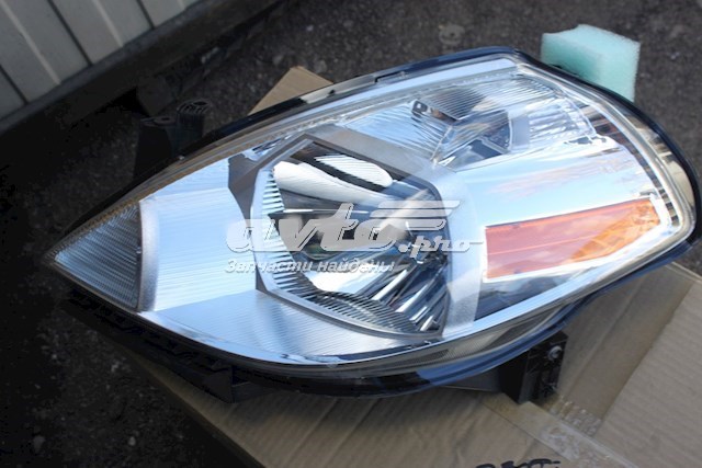 Фара Nissan/Infiniti 26060EM30A