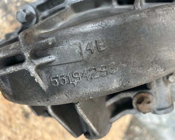 Коробка передач 55561599 General Motors