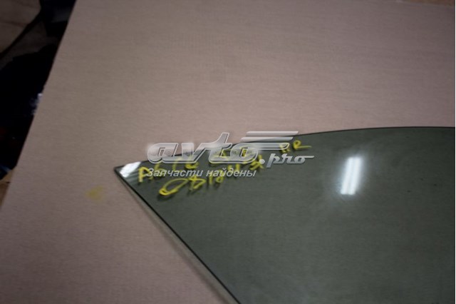 Скло передньої правої двері XYG GS1204D304 ціна, від 11.20 USD