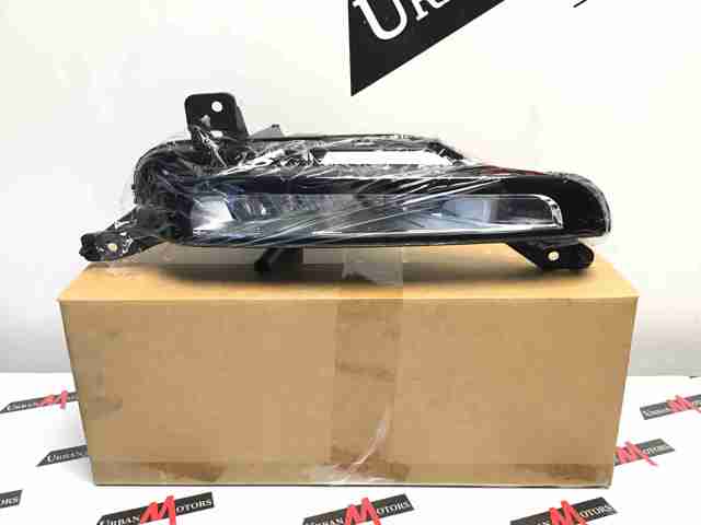 Фара протитуманна, права LR072645 Land Rover