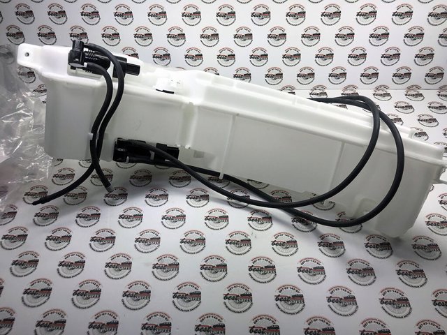 Бачок омивача LR110609 Land Rover