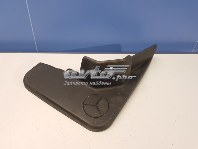 Бризковики передні, комплект Mercedes B66528240 ціна, від 98.87 USD
