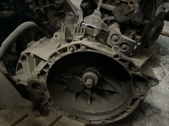 Коробка передач 36050233 Volvo
