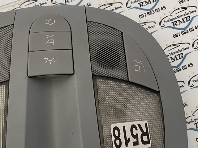  Mercedes A2118204001