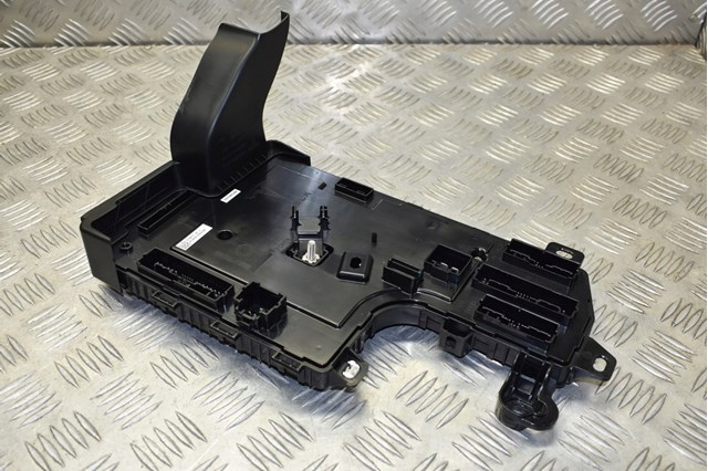  Tesla 107867332L ціна, від 57.07 USD
