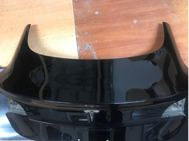 Купити 1081460E0D Tesla Задня ляда