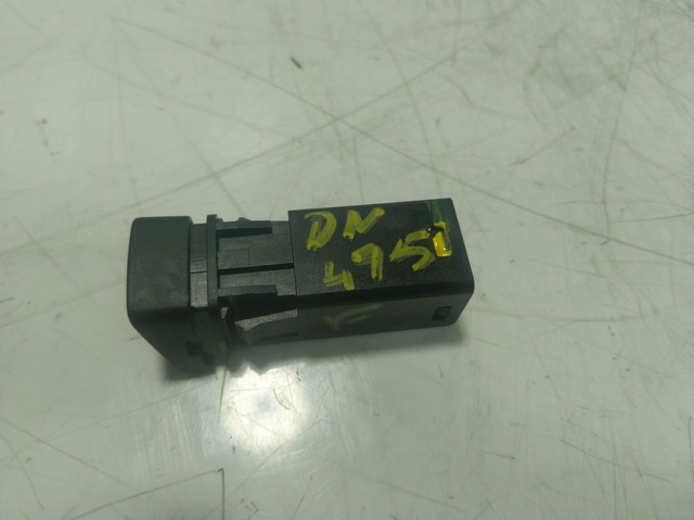 Аварійна кнопка на Ford Focus IV HP