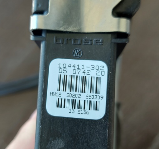 Блок кнопок склопідйомників VAG 104411302 ціна, від 122.77 USD
