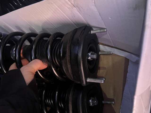4823106800 Toyota Пружина підвіски задня