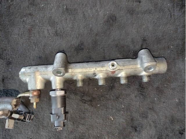 Рампа форсунок системи упорскування палива Bosch 0445214049 ціна, від 12.95 USD