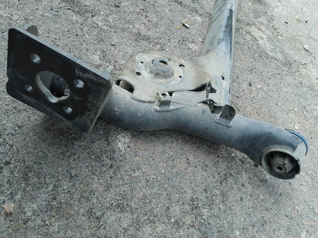 Балка задня 555017481R Renault (RVI)