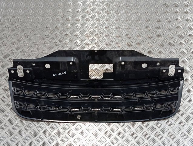 Облицювання радіатора Land Rover LR043648 ціна, від 359.12 USD