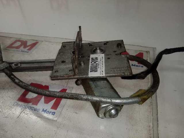 Склопідйомник передньої лівої двері 5010468940 Renault (RVI)