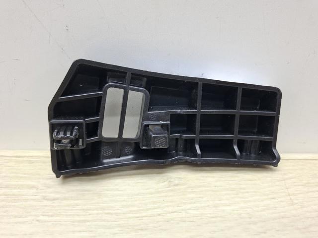 71592TVAA00 Honda Кронштейн бампера заднього, правий