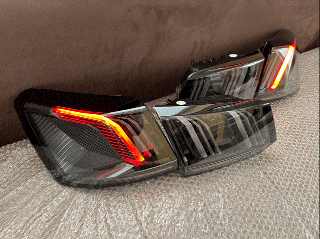 Стоп задній Peugeot/Citroen 9836231380 ціна, від 153.05 USD