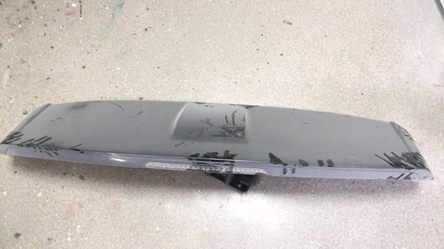Купити LR062103 Land Rover Спойлер на багажник