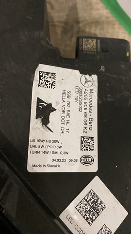 Купити A2059066806 Mercedes 