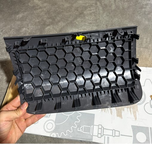  Mercedes A9106804100 ціна, від 58.63 USD
