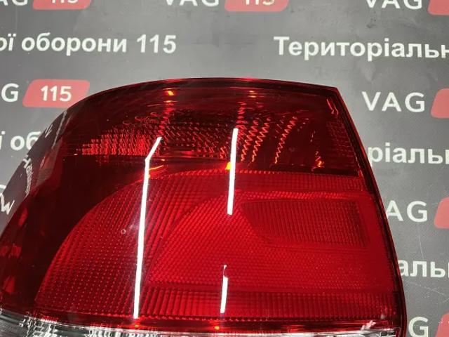 44119D1LLDUE Depo/Loro/Abakus Задня ліва фара