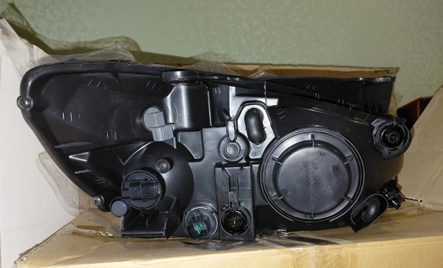 Фари FPS FP4001R1P ціна, від 46.51 USD