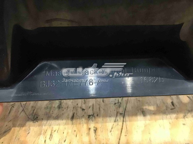 Купити LR026532 Land Rover 