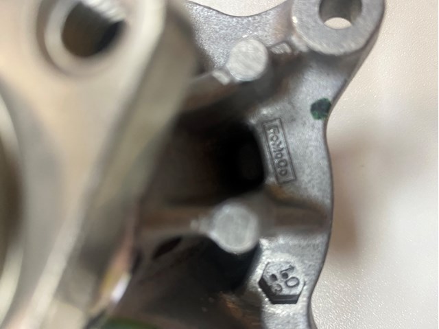 Помпа охолодження Ford PW620 ціна, від 64.75 USD