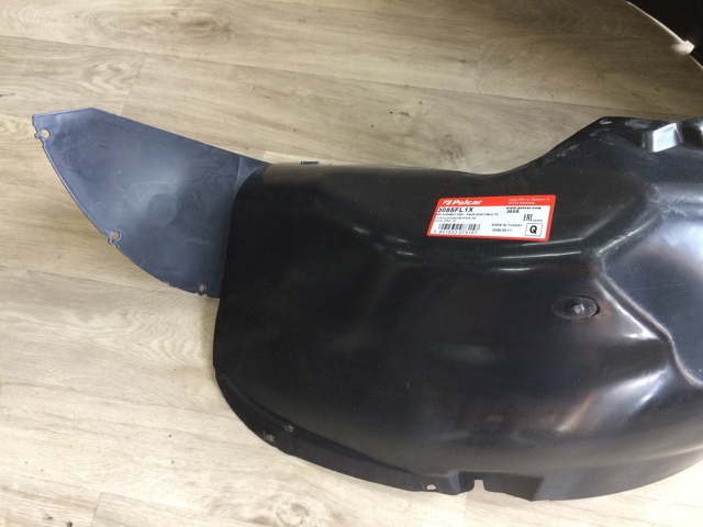 Подкрильнікі переднього крила, правий Polcar 3085FL1X ціна, від 15.65 USD