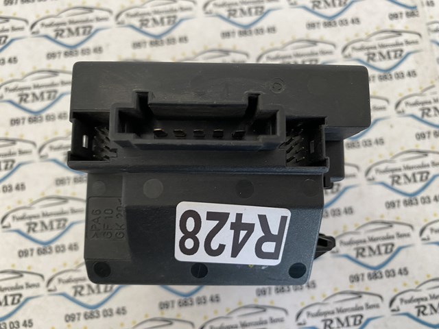 Mercedes A2115450608 ціна, від 41.81 USD