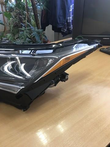 Фара ліва 8118548C50 Toyota
