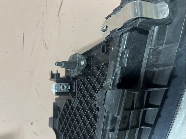 Фара дальнього світла в зборі BMW 63119479267 ціна, від 41.47 USD