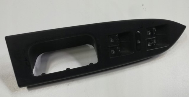  1T1867371F VAG
