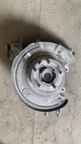 Цапфа - поворотний кулак заднім виходом, Land Rover LR098783