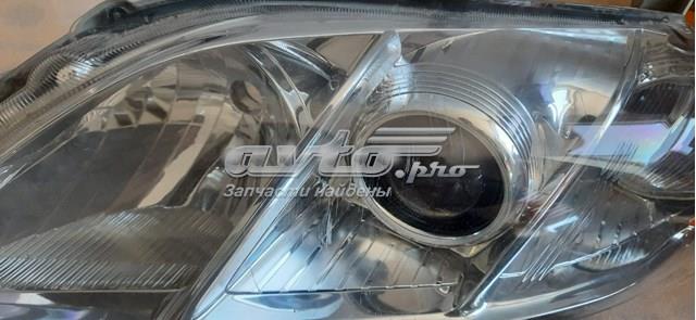 Купити 8114533720 Toyota Права блок фара