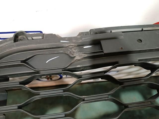 Решітка переднього бампера, центральна FPS FP7460910 ціна, від 56.54 USD